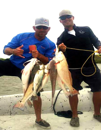 red-redfish-2guys-bay